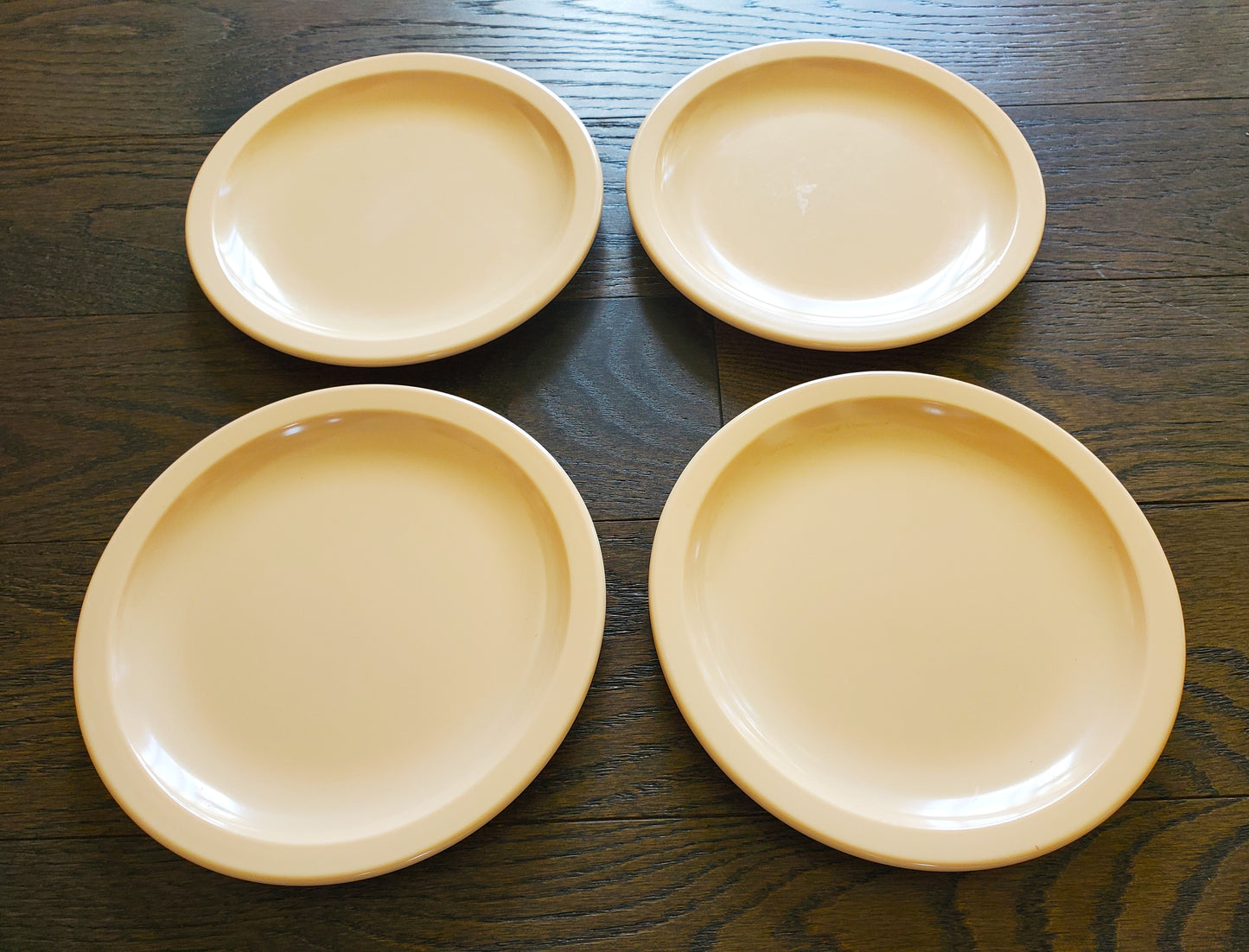 1950's Texas Ware Melamine Plates Light Peach Bread Dessert Snacks Set of 4